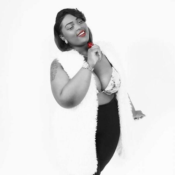 Meet your Posher, Lovely - Picture 1 of 1